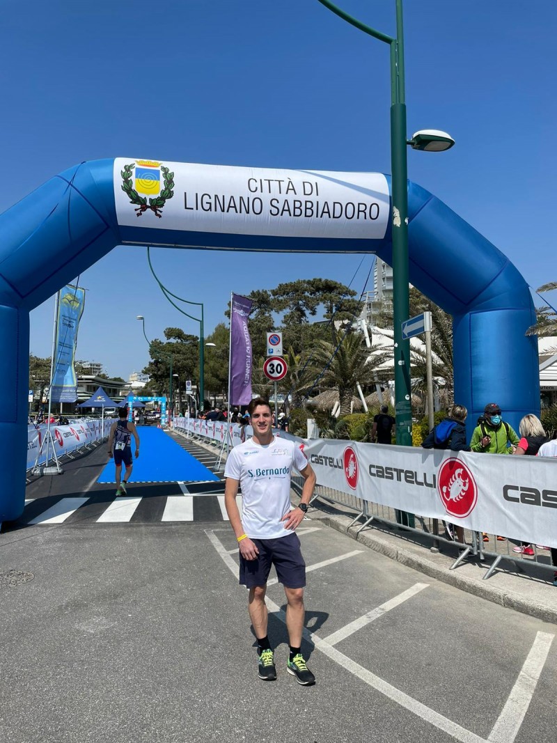 25 aprile Finale Ligure La Rapidissima 10 km L'Atletica Mondovì Acqua S. Bernardo presente con piazzamenti di categoria