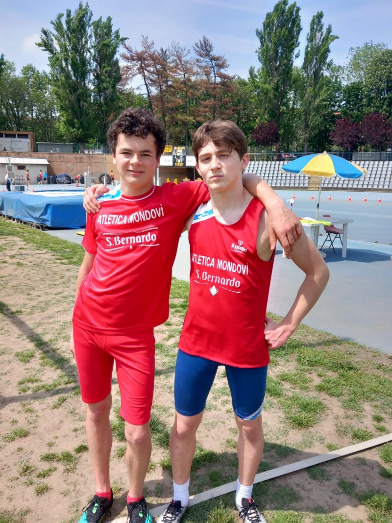 Torino 6 e 7 maggio Campionati di società assoluti fase regionale 6° posto Uomini e 7° posto donne per l'Atletica Mondovì Acqua s. Bernardo